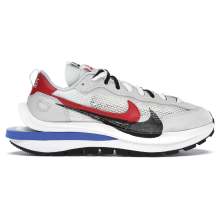 BărbațiFemei Nike x Sacai Pantofuli De Alergat Alb Vaporwaffle CV1363-100